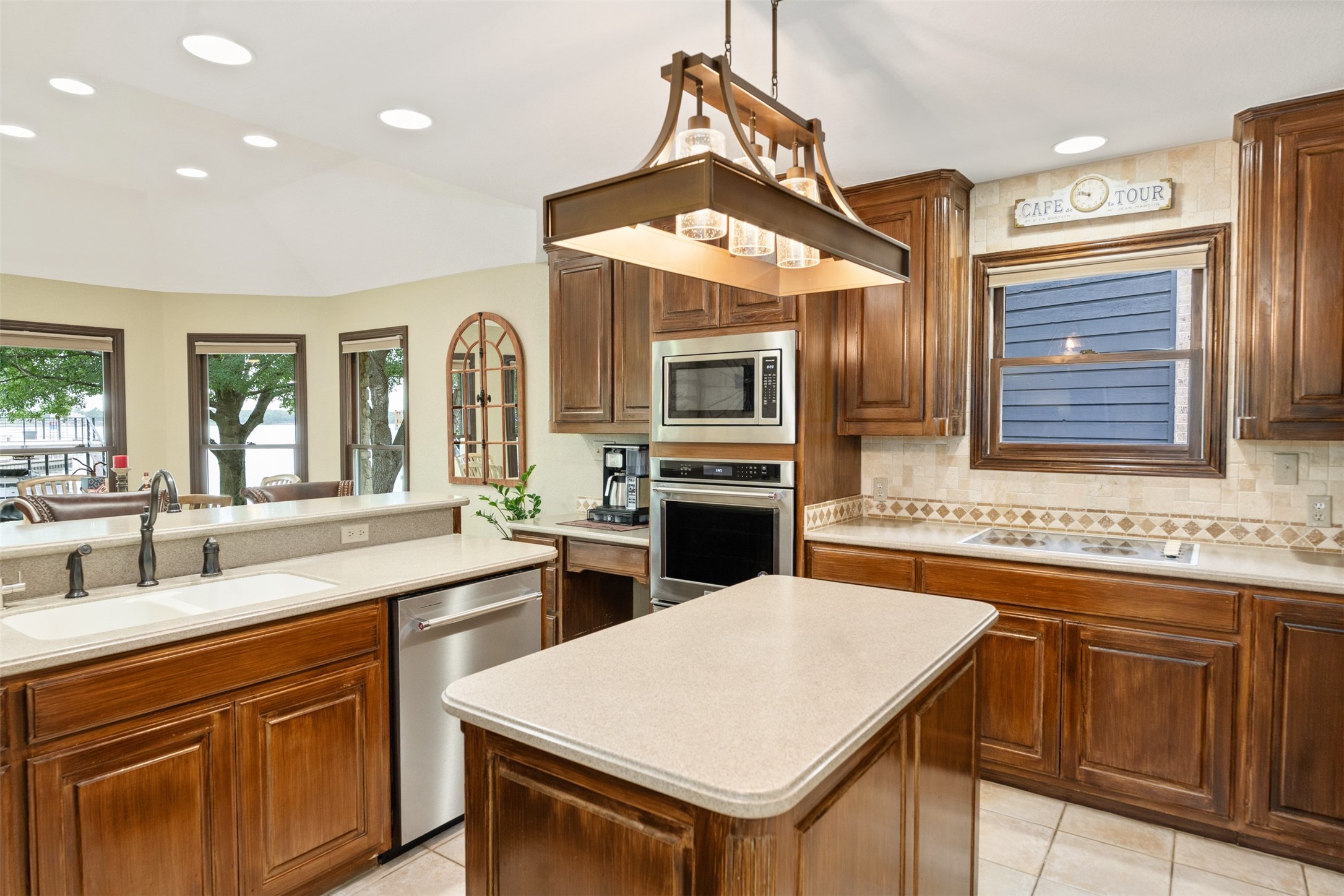 301 Northshore Trinidad TX 75163