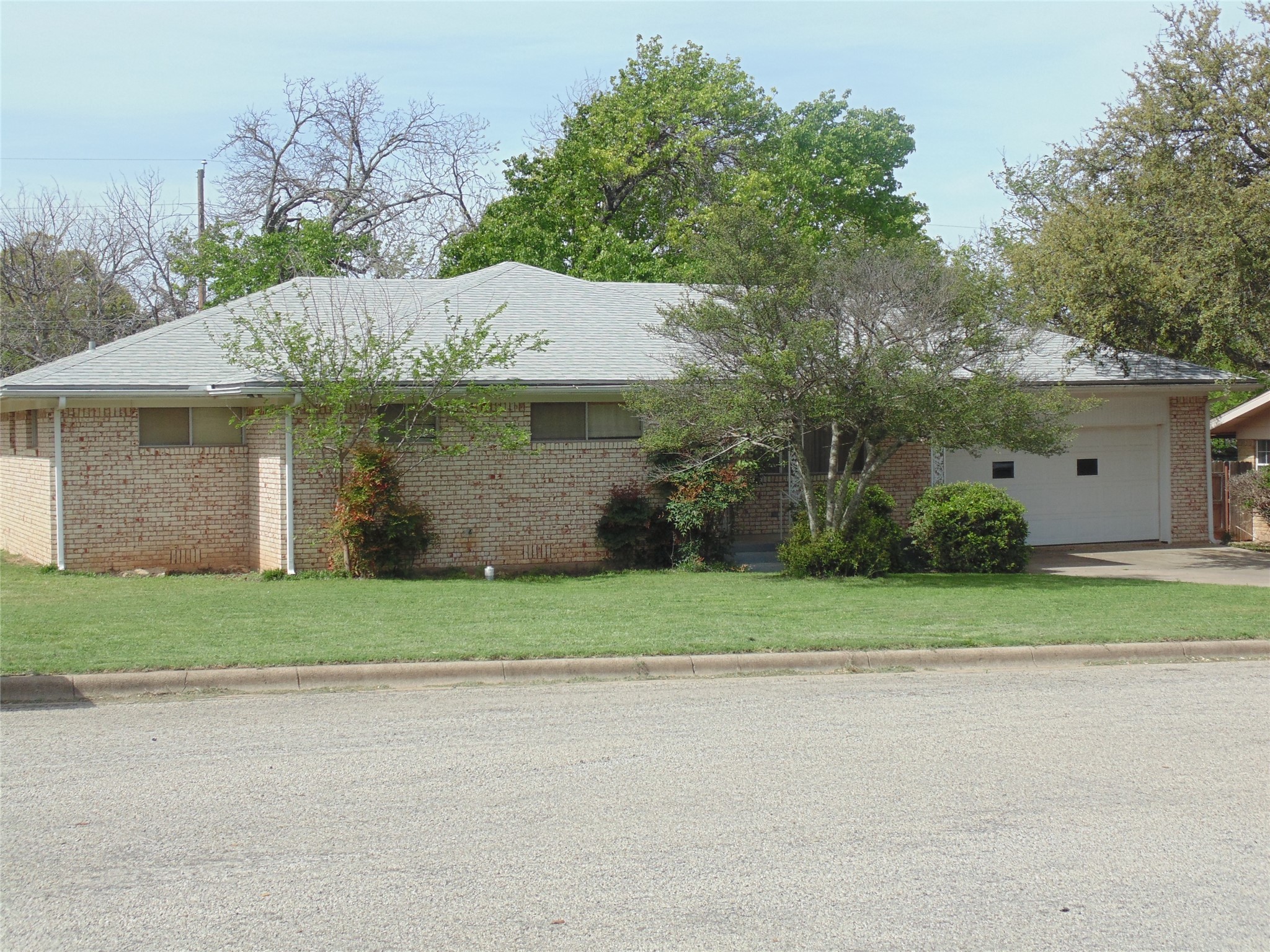 107 Bonnie Place Brownwood TX 76801