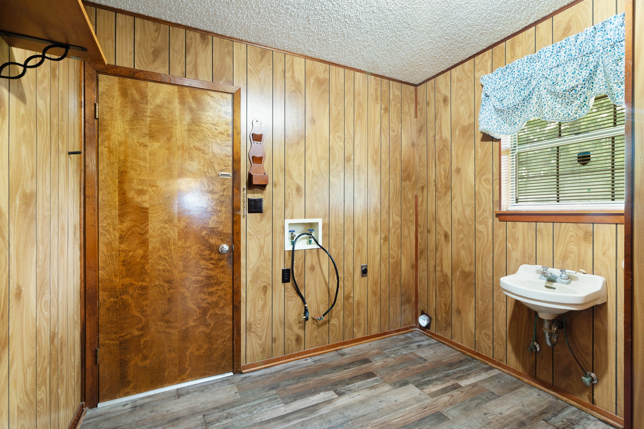 615 N Main Street Bogata TX 75417