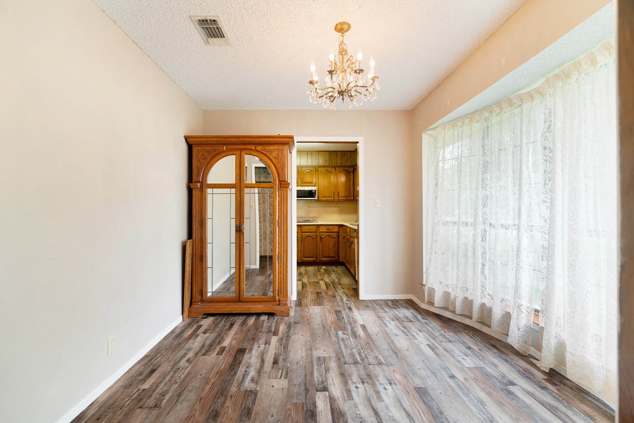 615 N Main Street Bogata TX 75417