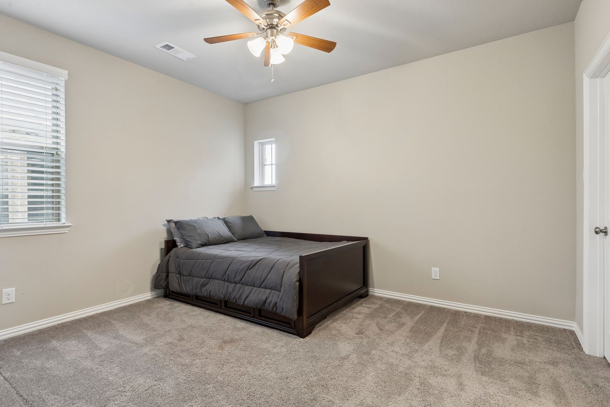 1119 Rolling Thunder Road Frisco TX 75036