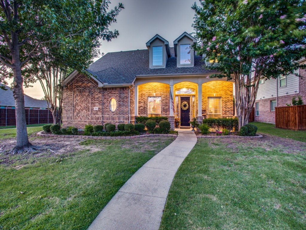301 Green Acres Drive Murphy TX 75094