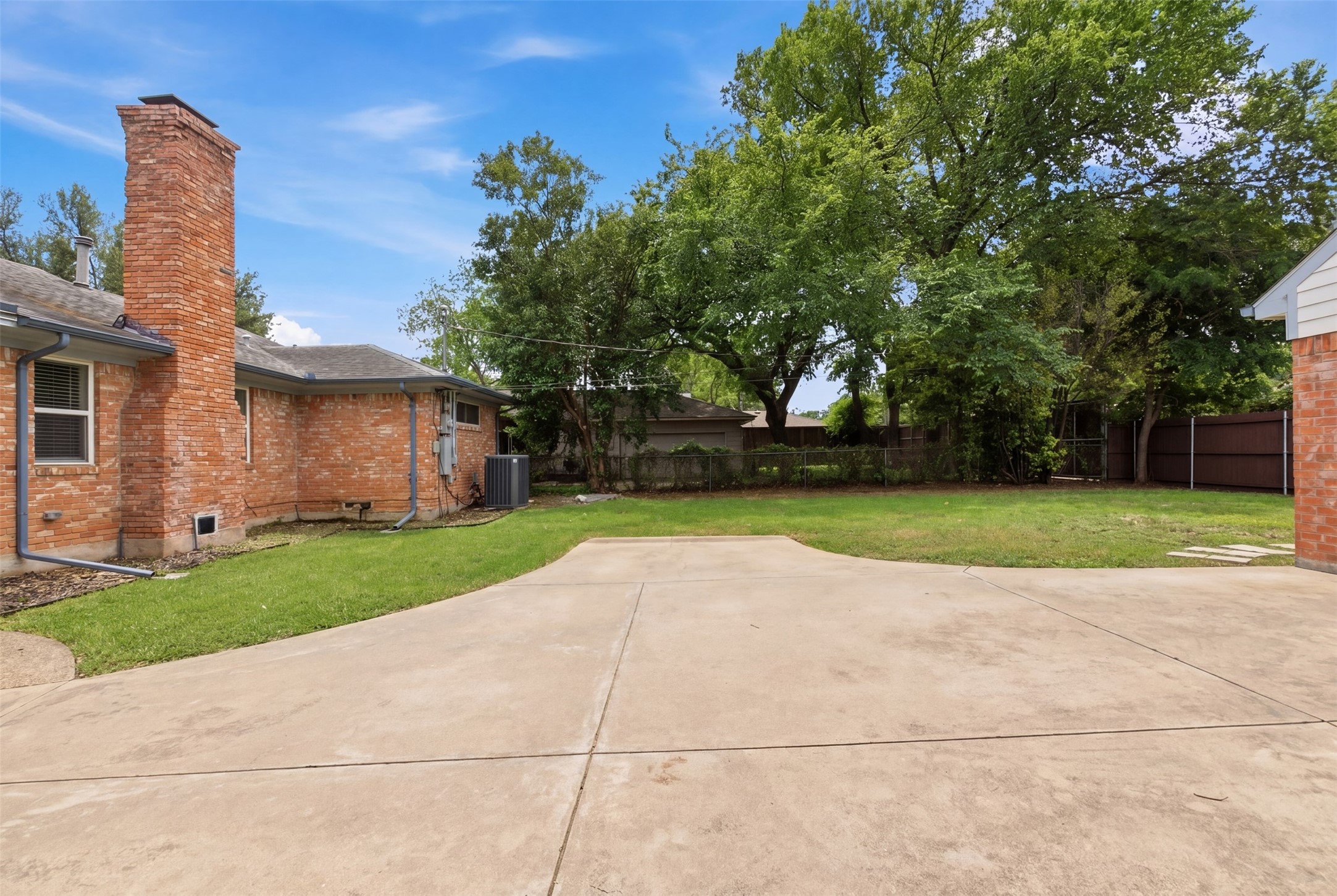 4419 Abrams Road Dallas TX 75214
