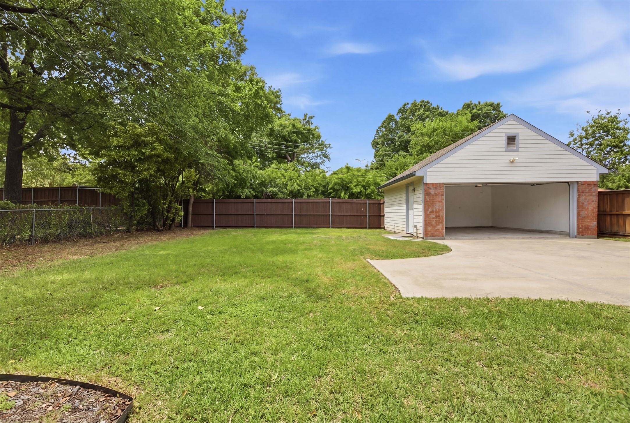 4419 Abrams Road Dallas TX 75214