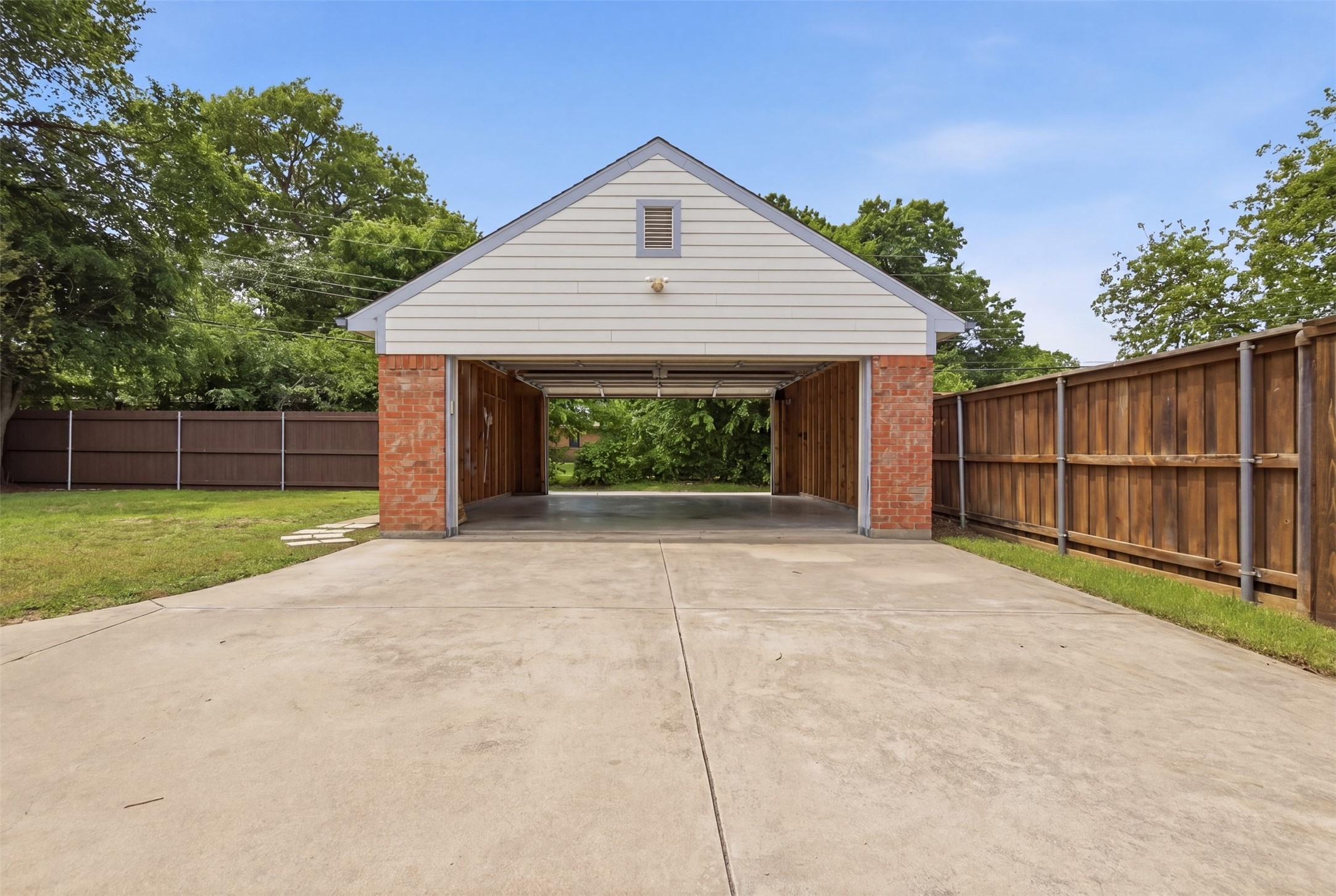 4419 Abrams Road Dallas TX 75214