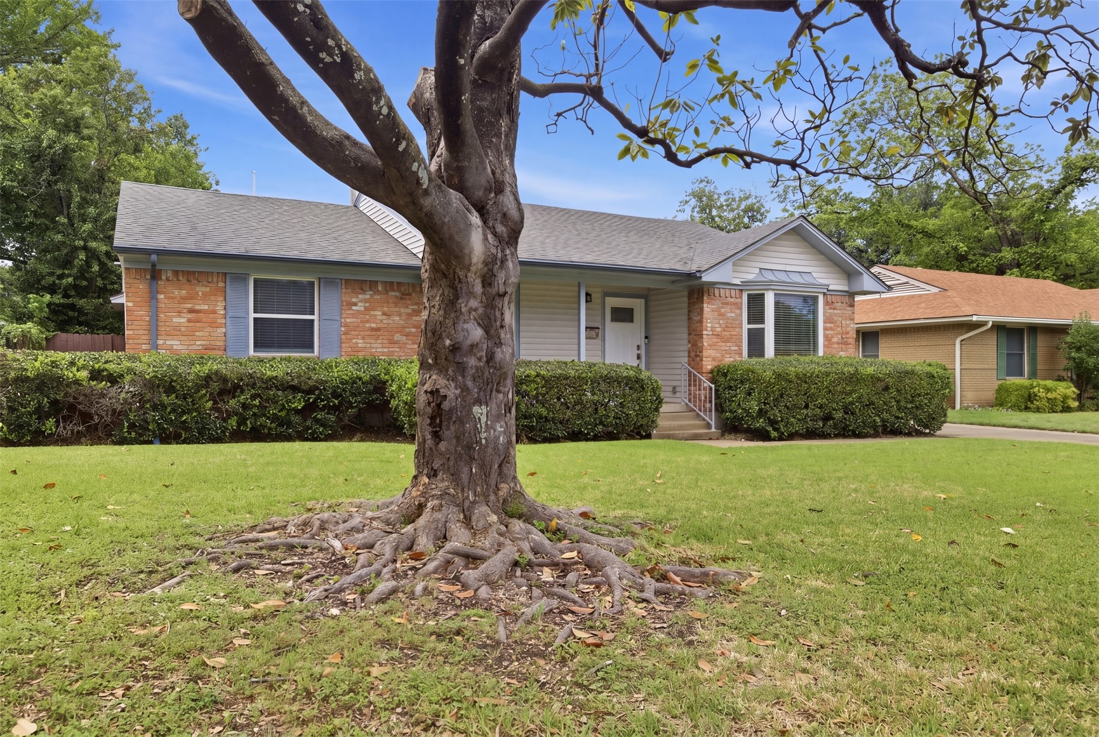 4419 Abrams Road Dallas TX 75214