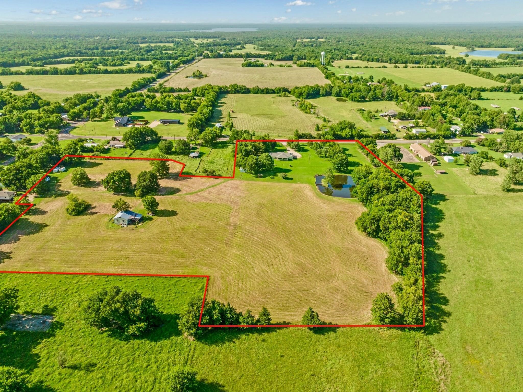 6951 Farm Road 1499 Sumner TX 75486