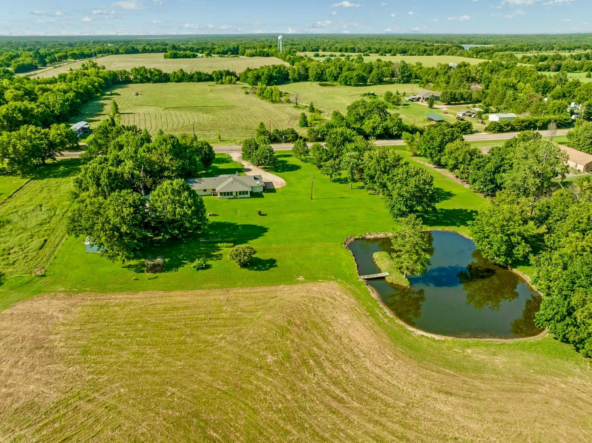 6951 Farm Road 1499 Sumner TX 75486