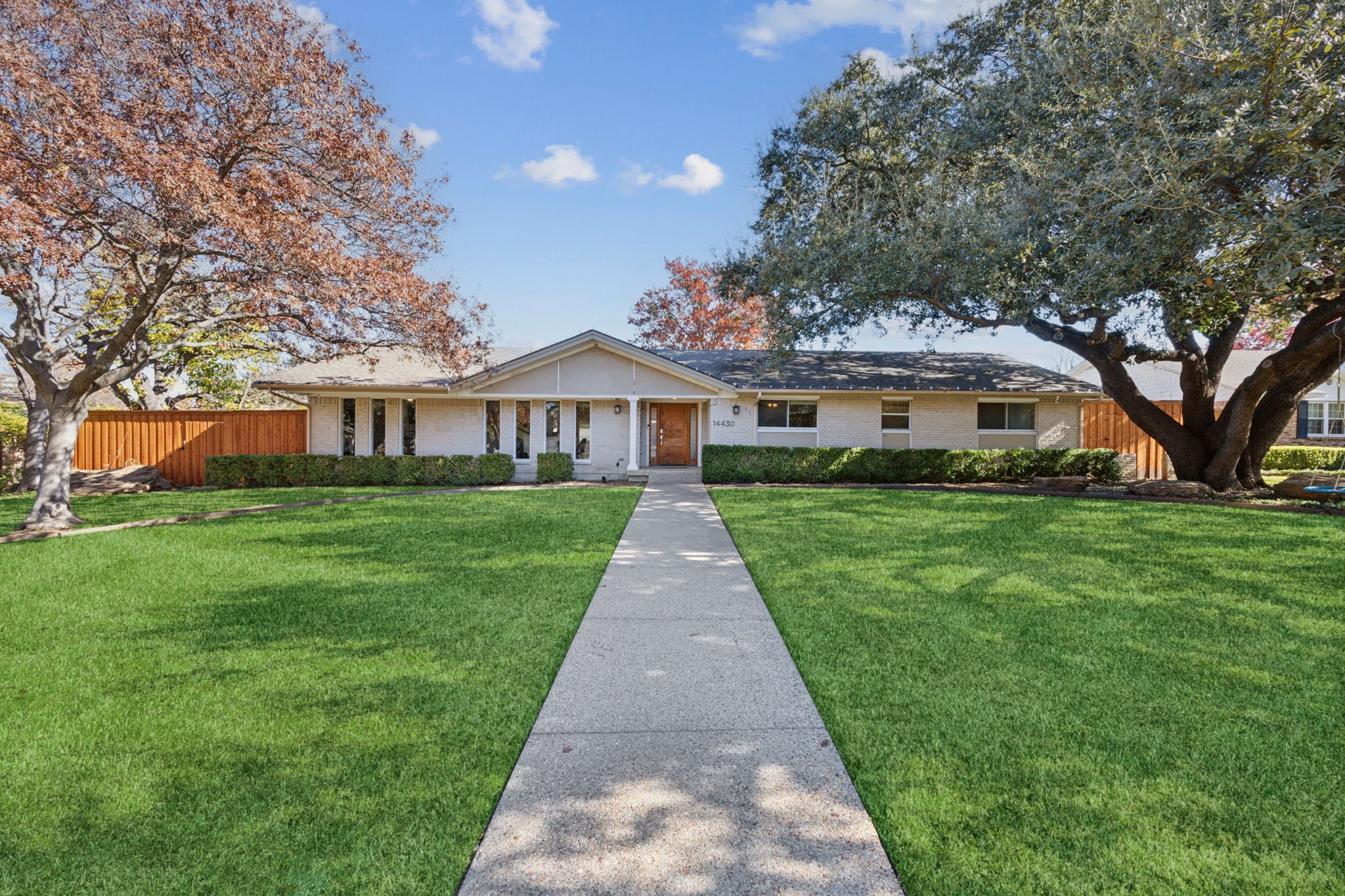 14430 Edgecrest Drive Dallas TX 75254