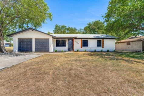 5205 Ammons Street Haltom City TX 76117