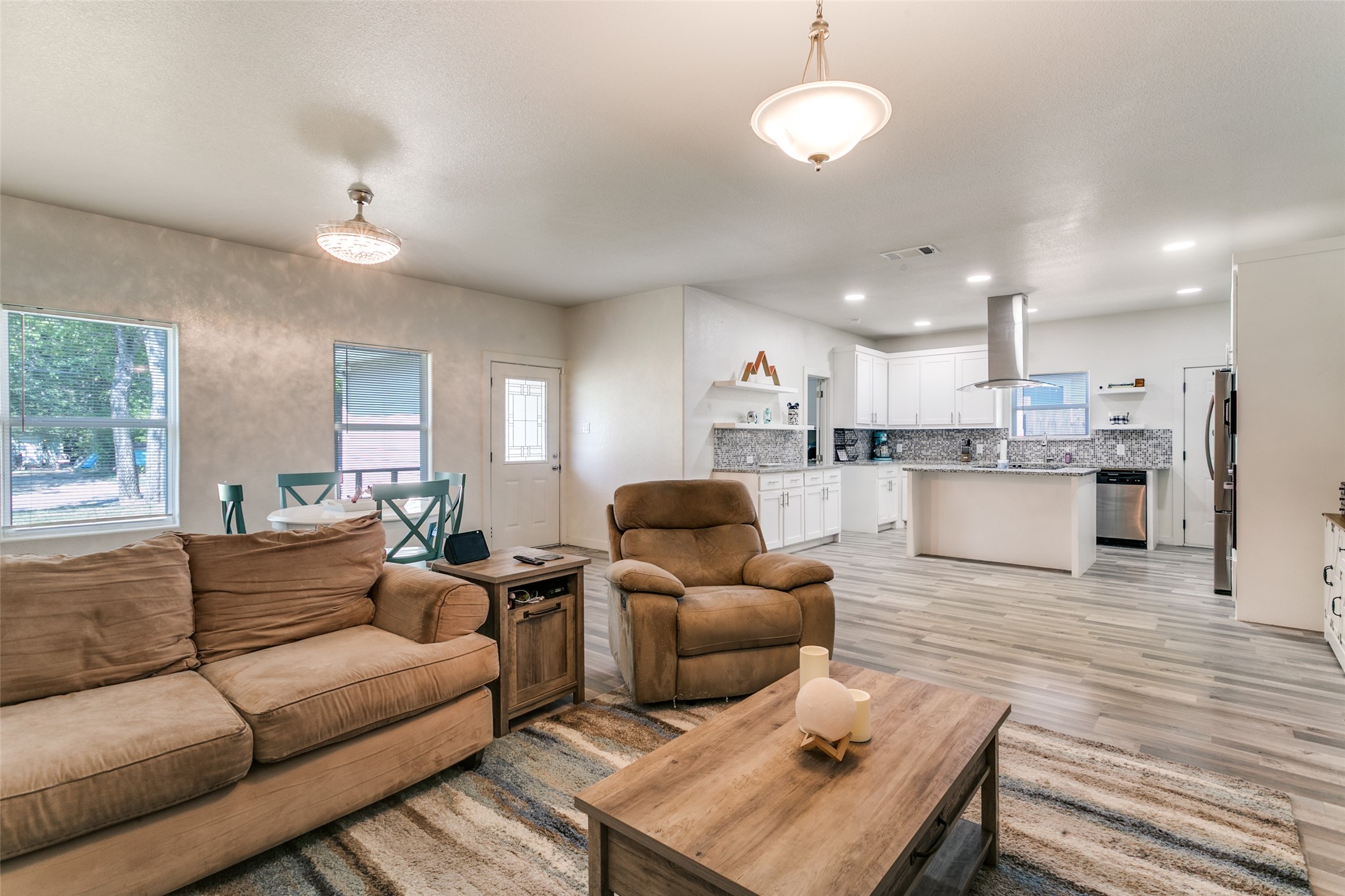 1108 S Morris Street Gainesville TX 76240