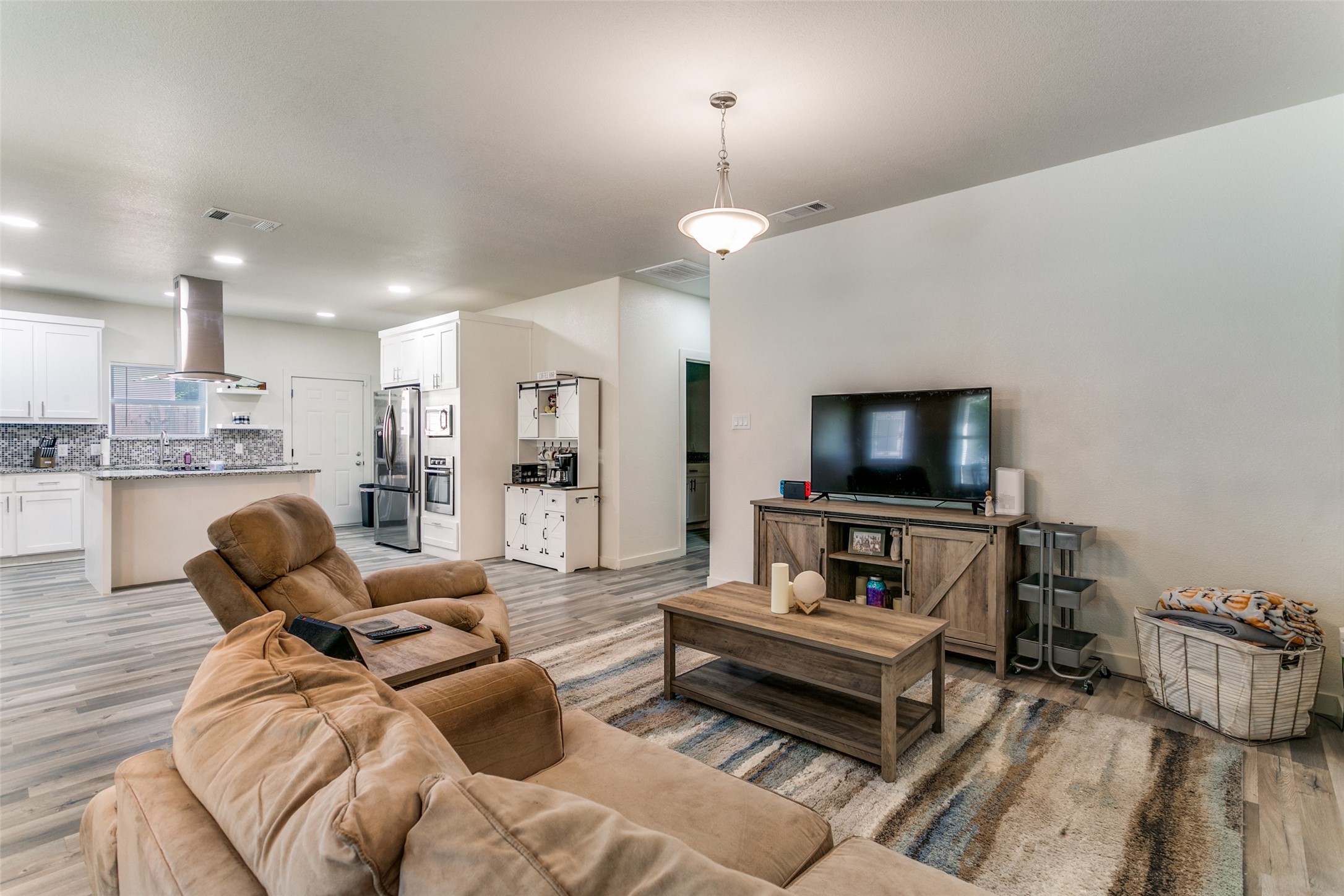 1108 S Morris Street Gainesville TX 76240