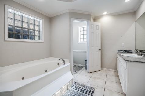 3922 Silkwood Trail Arlington TX 76016