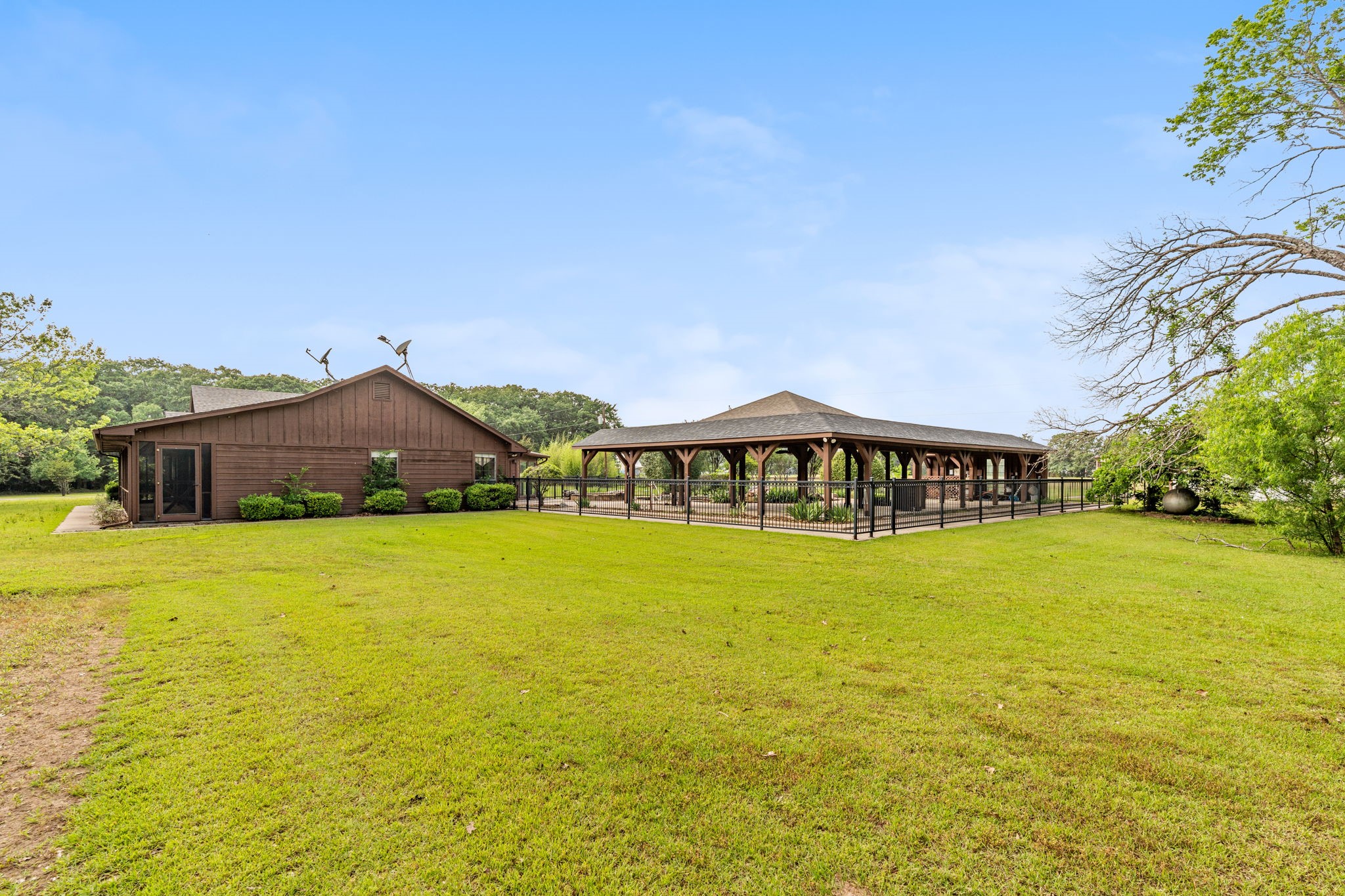 1604 Hollow Way Lane Quinlan TX 75474
