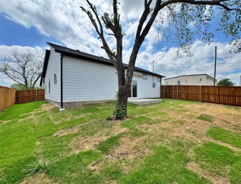 1401 Clark Street Greenville TX 75401