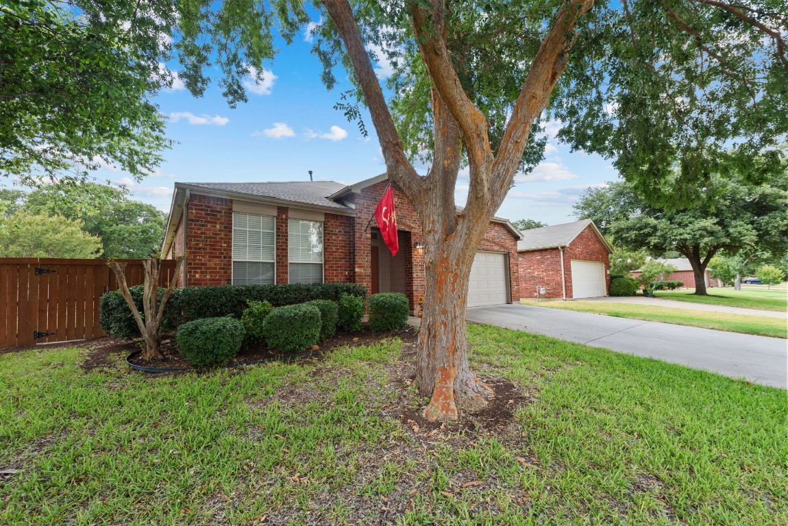 315 Londonderry Lane Mansfield TX 76063