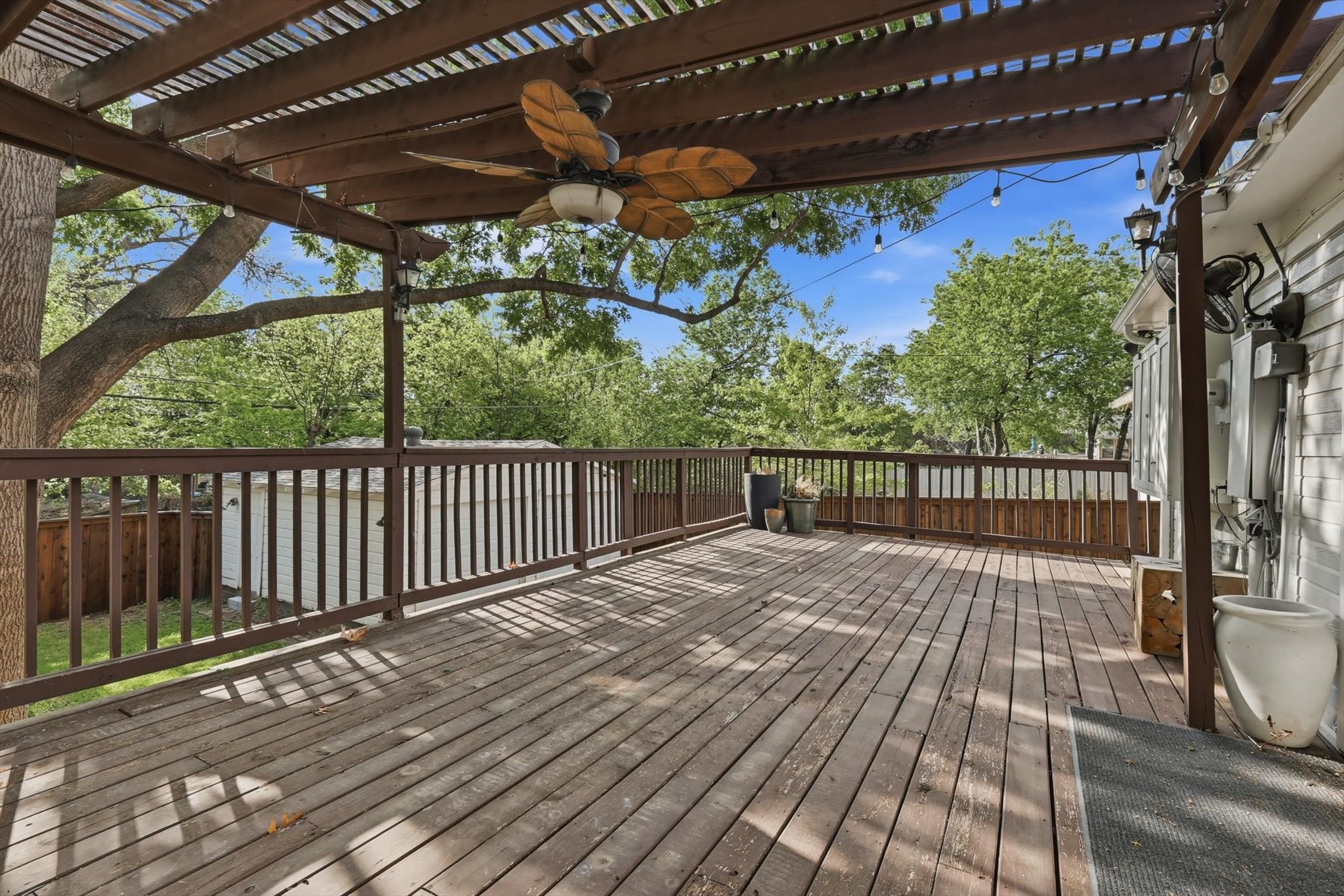 1809 Thomas Place Fort Worth TX 76107