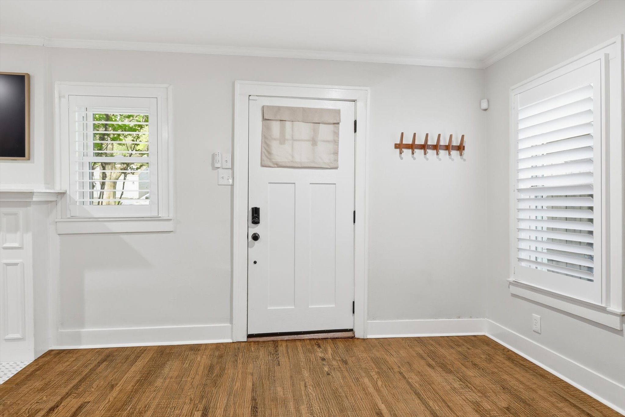 1809 Thomas Place Fort Worth TX 76107