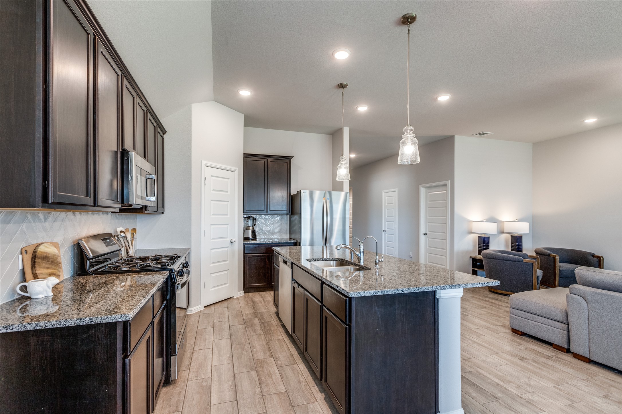 1405 Vinewood Street Celina TX 75009