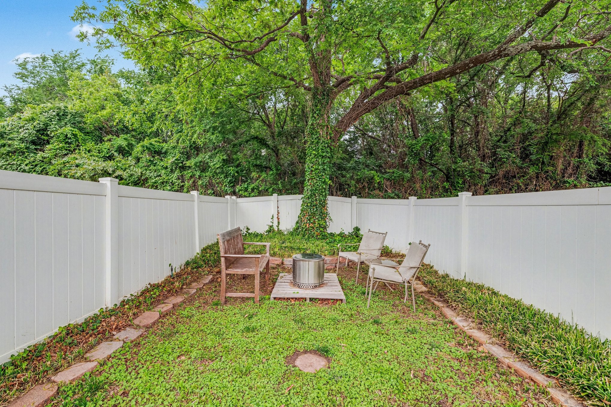 10013 Lexington Drive Providence Village TX 76227