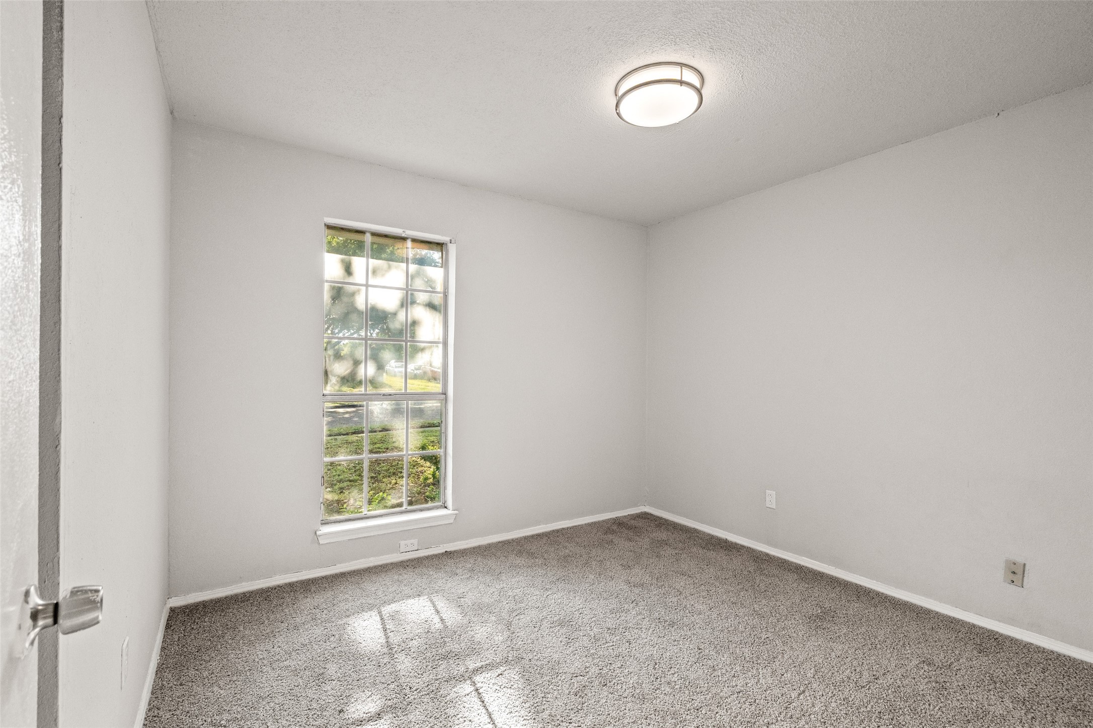948 Carom Way Dallas TX 75217