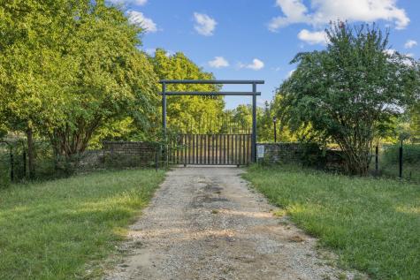 9530 County Road 581 Anna TX 75409