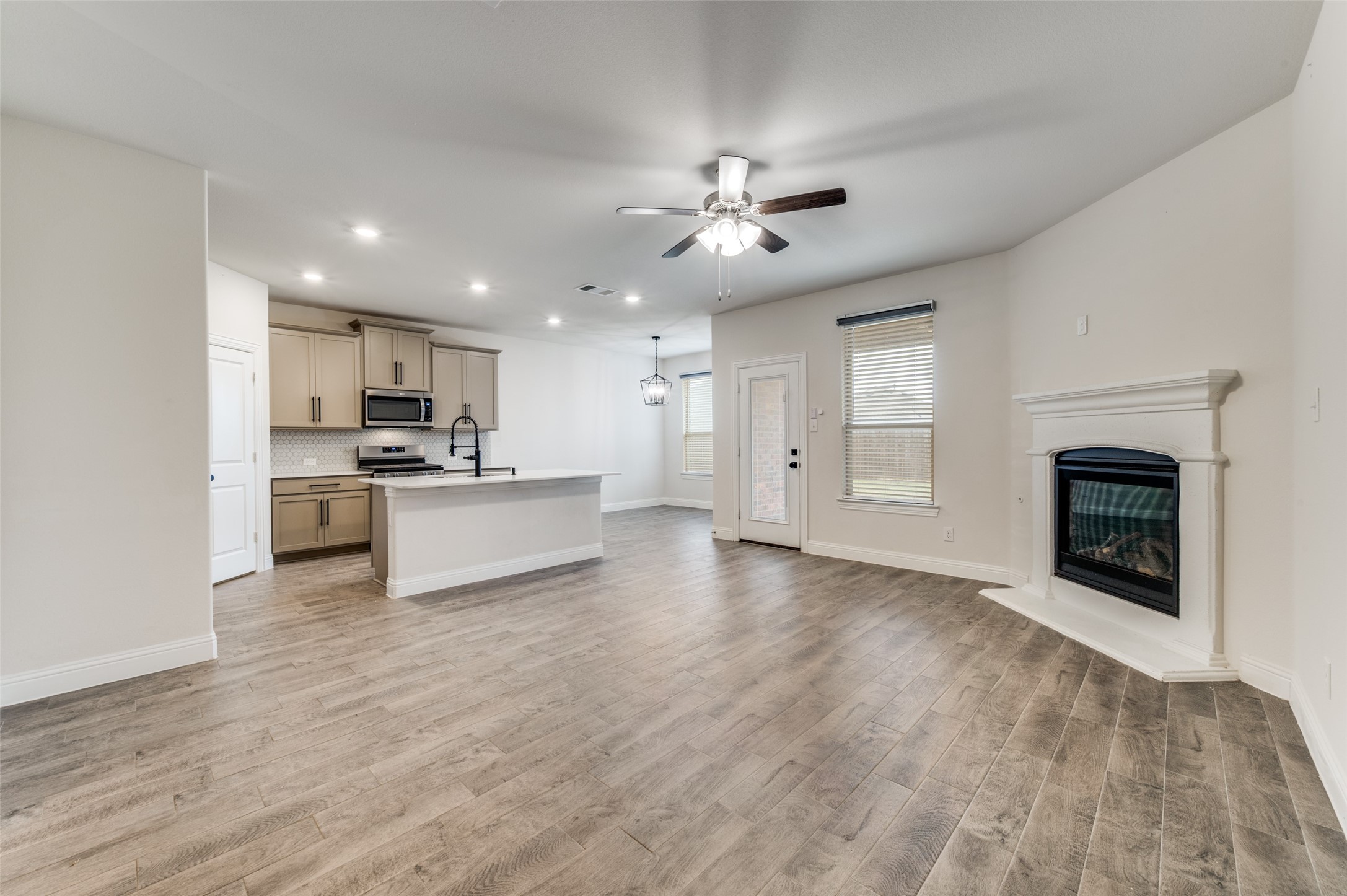 10929 Gold Pan Trail Aubrey TX 76227