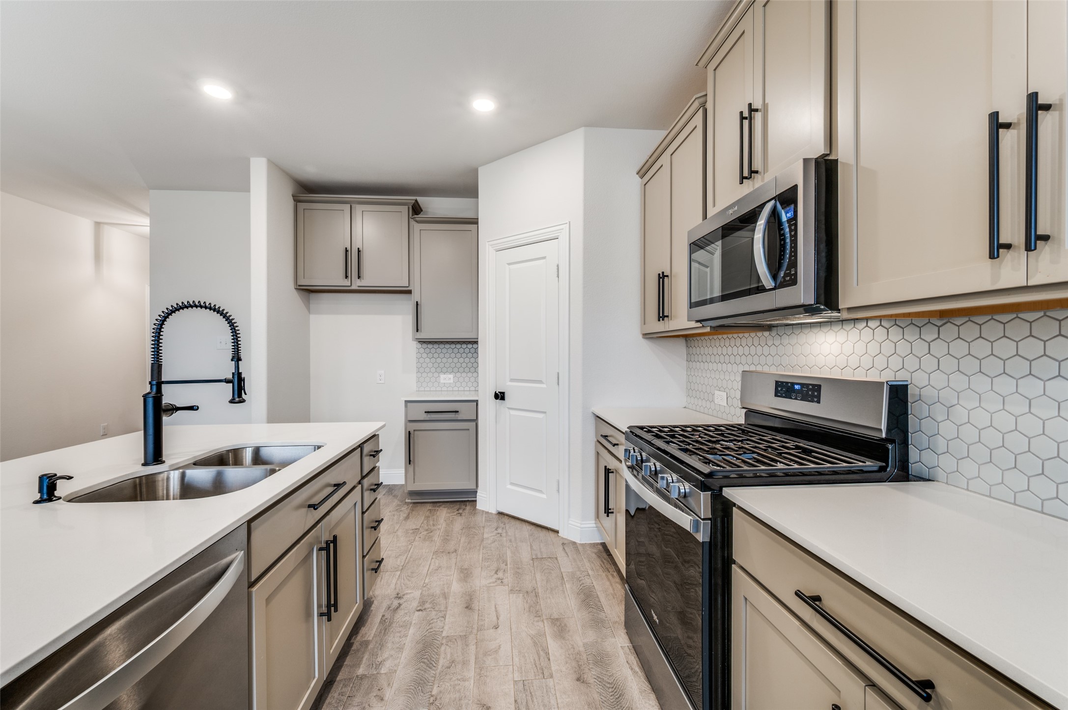 10929 Gold Pan Trail Aubrey TX 76227
