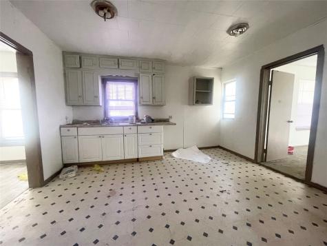 863 4th Street SW Paris TX 75460