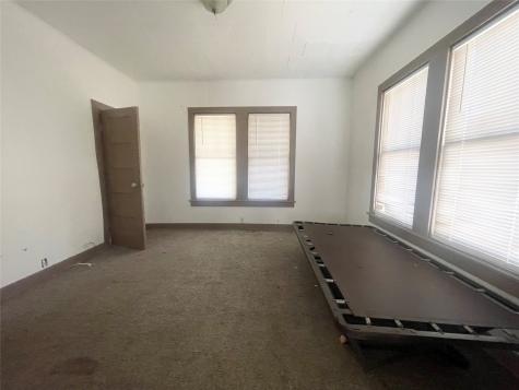 863 4th Street SW Paris TX 75460