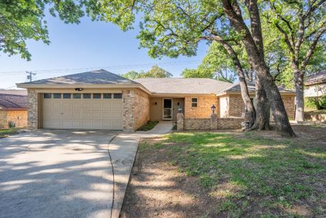 1704 Post Oak Drive Bedford TX 76021