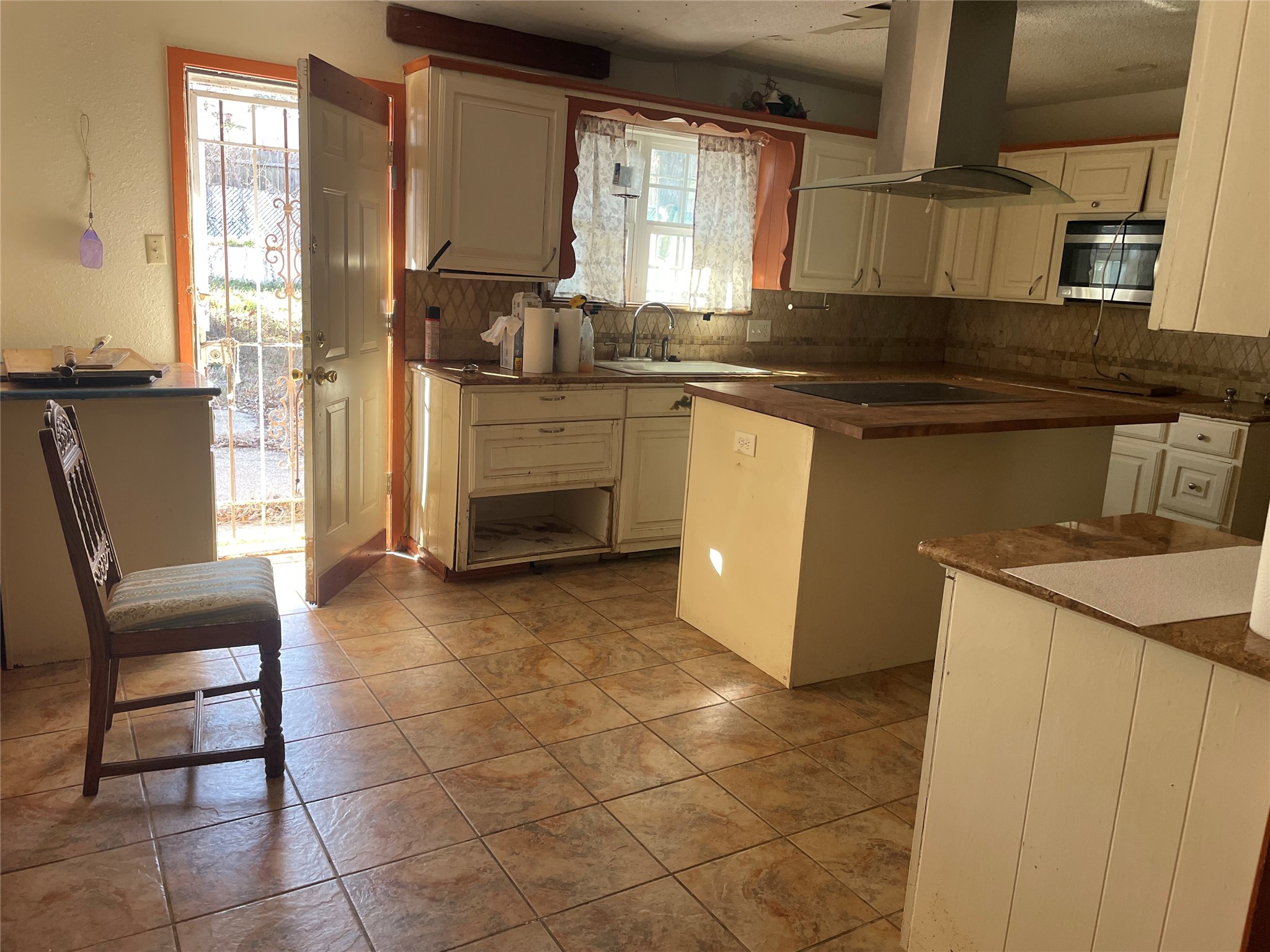 2420 Breckenridge Street Tyler TX 75702