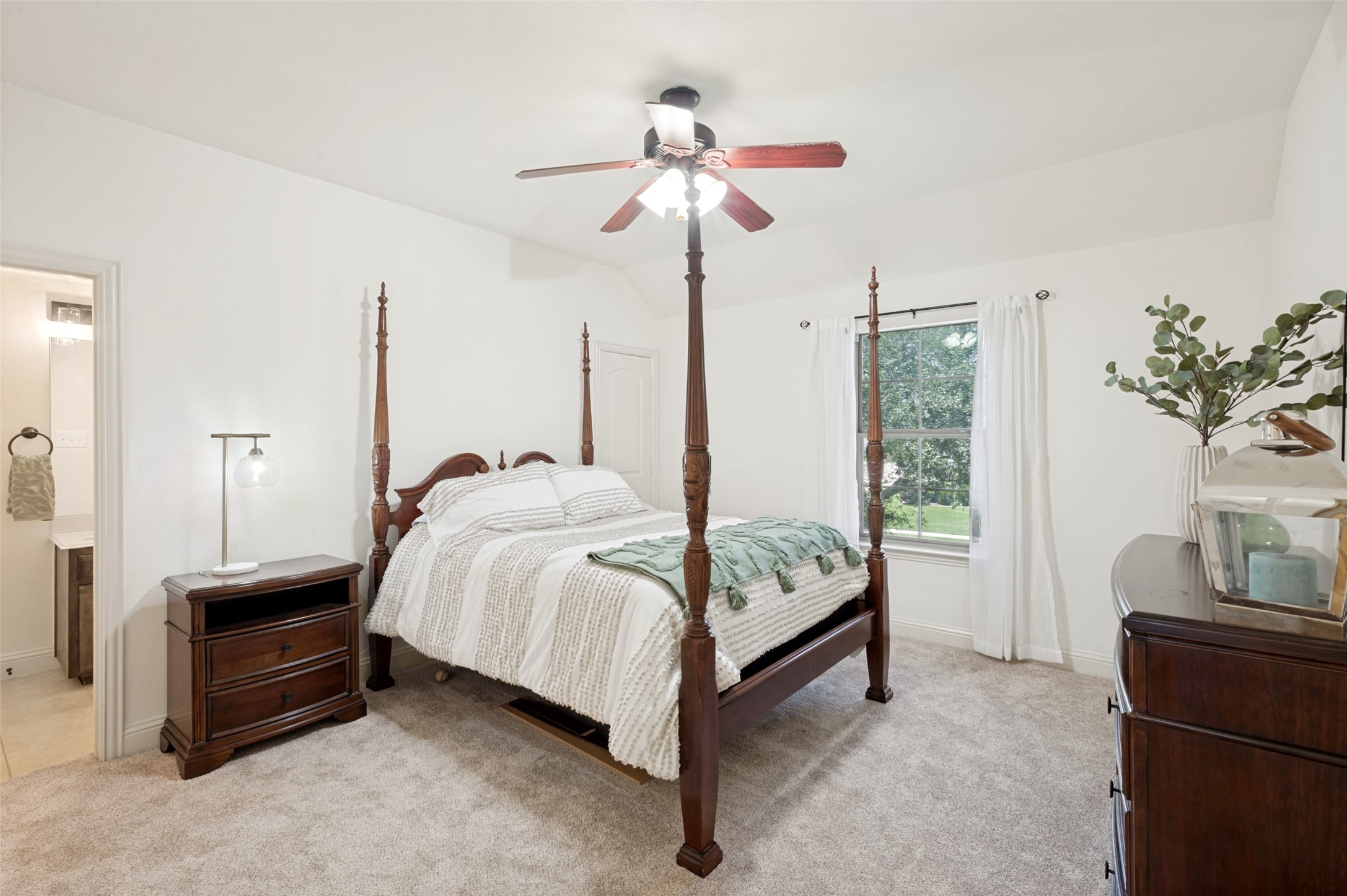 1212 Diamond Leaf Drive Corinth TX 76208