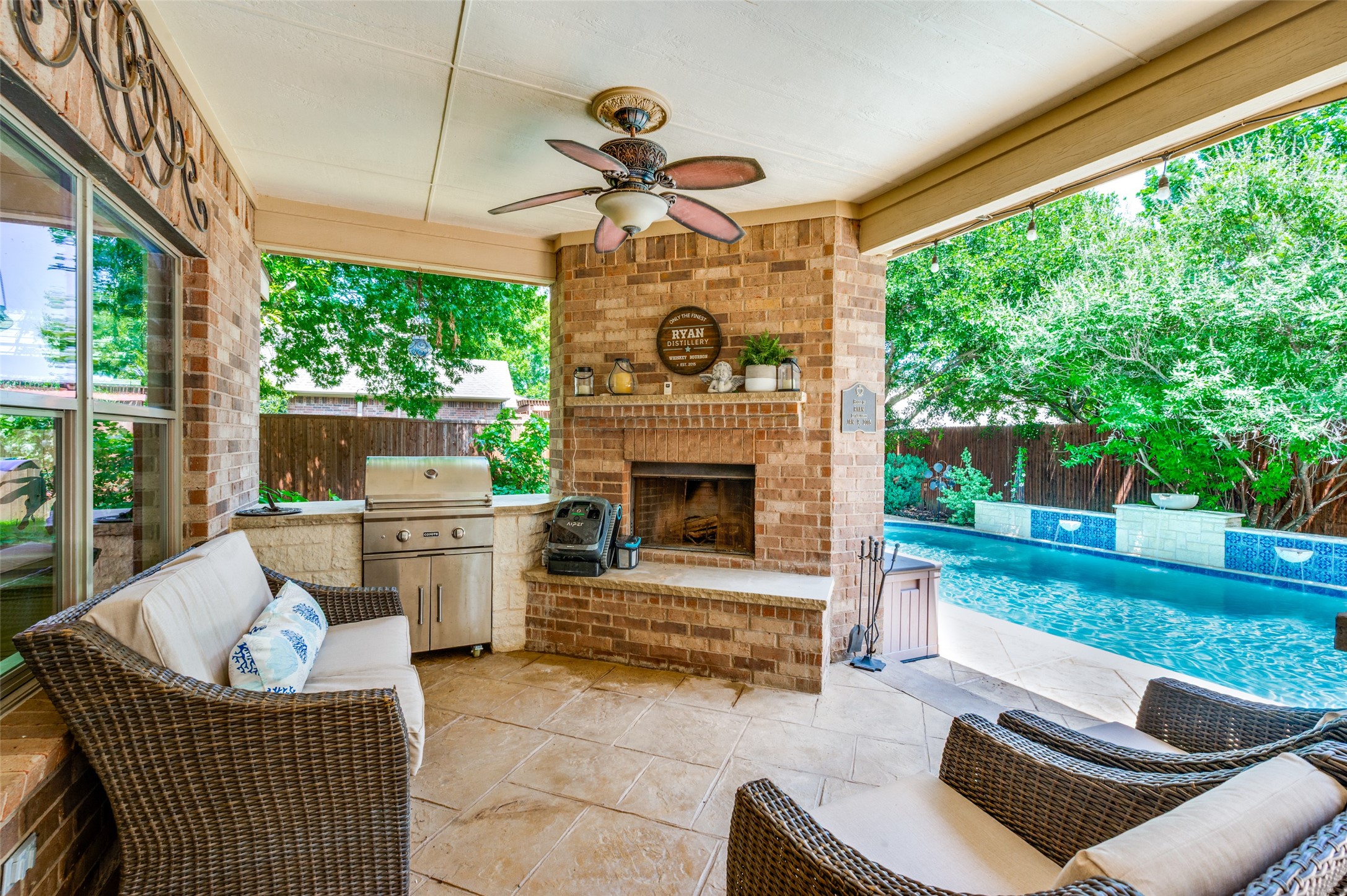 1212 Diamond Leaf Drive Corinth TX 76208