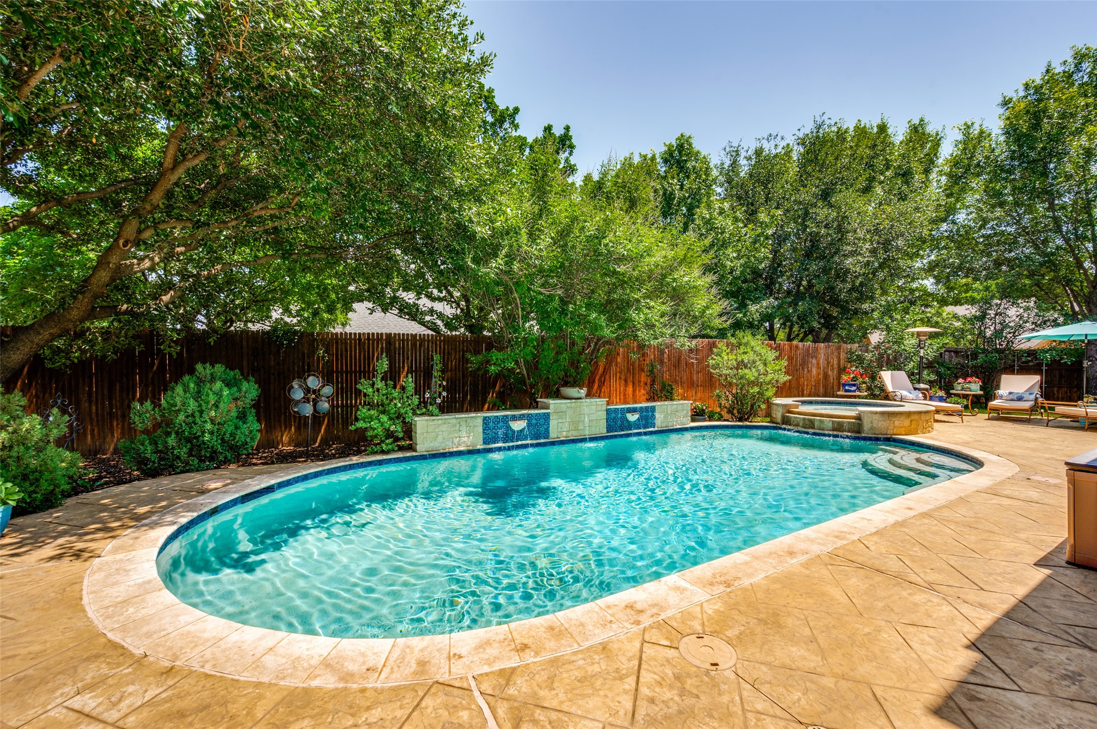 1212 Diamond Leaf Drive Corinth TX 76208