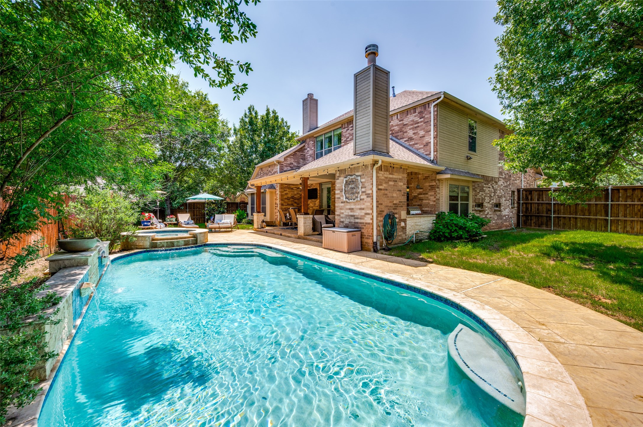 1212 Diamond Leaf Drive Corinth TX 76208
