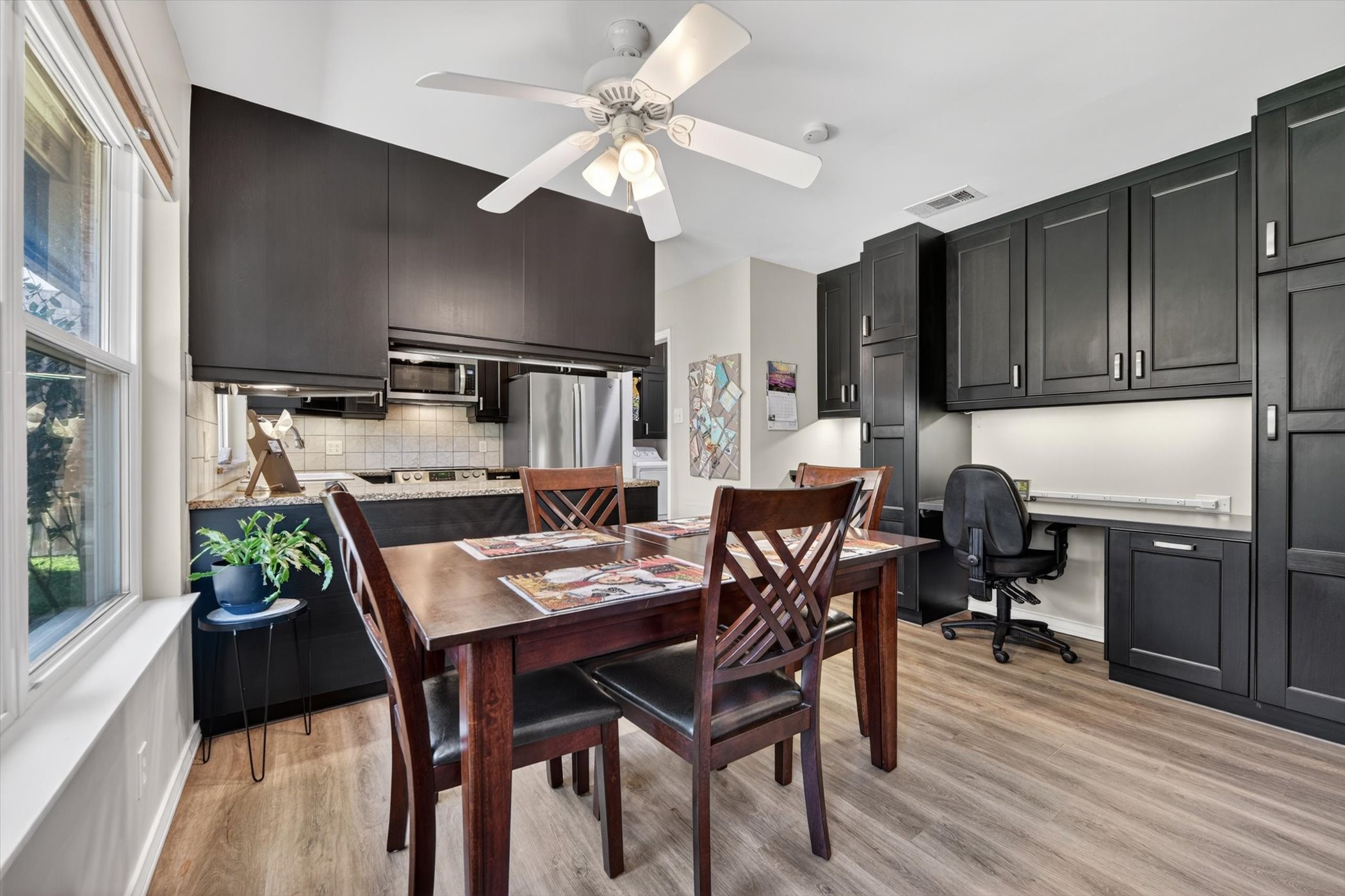 4043 Glenbrook Drive Arlington TX 76015