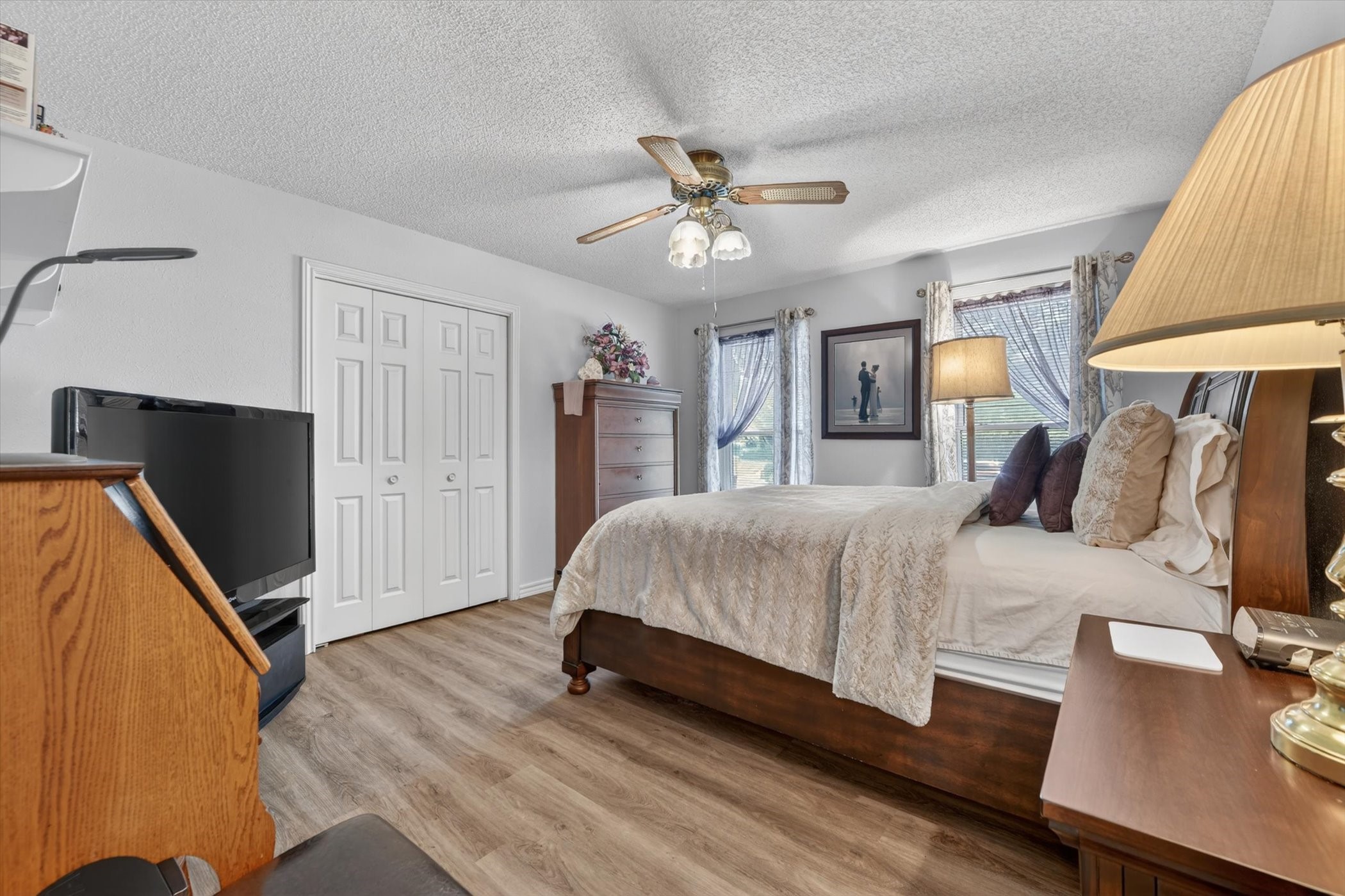 4043 Glenbrook Drive Arlington TX 76015