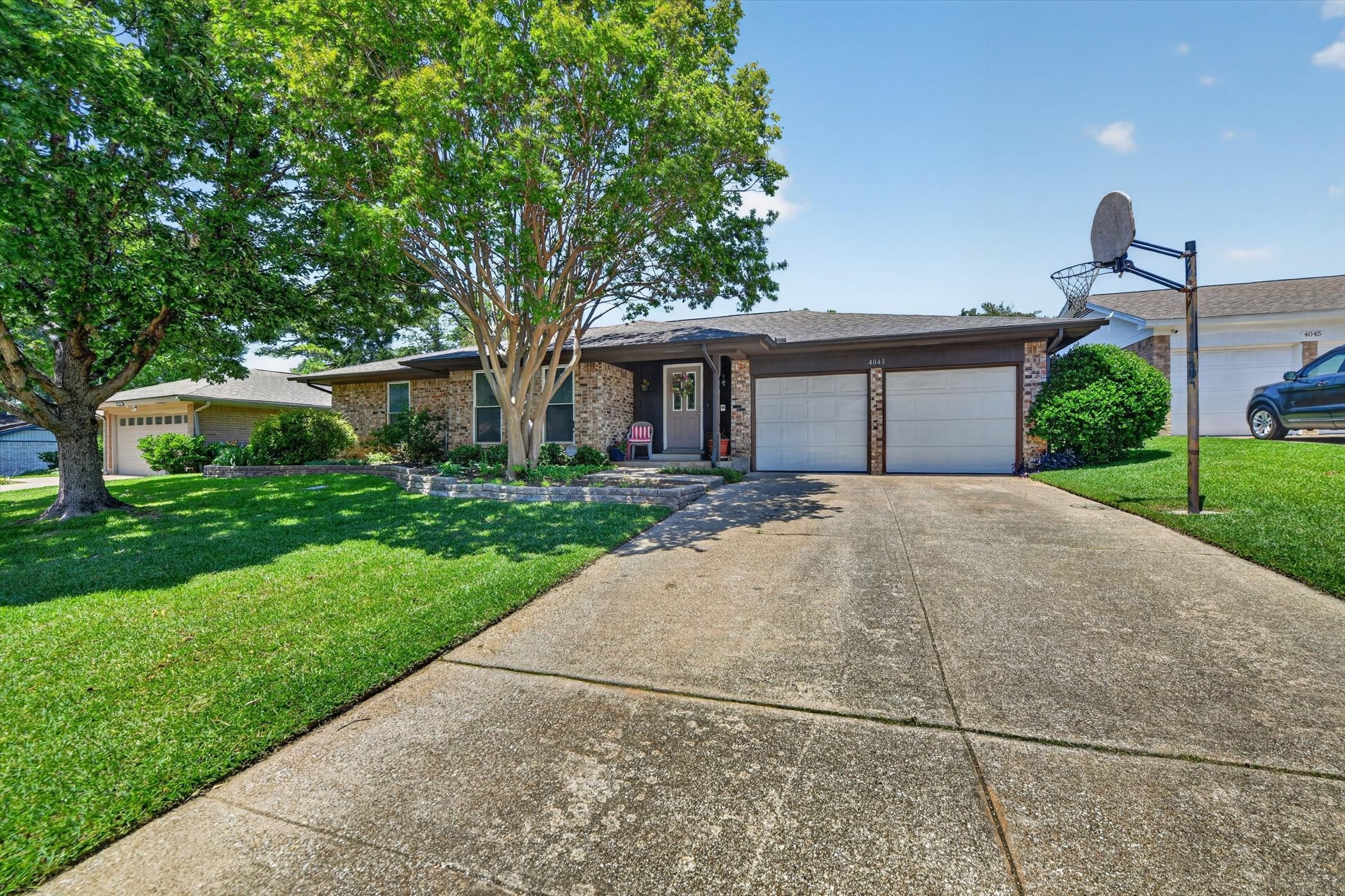 4043 Glenbrook Drive Arlington TX 76015
