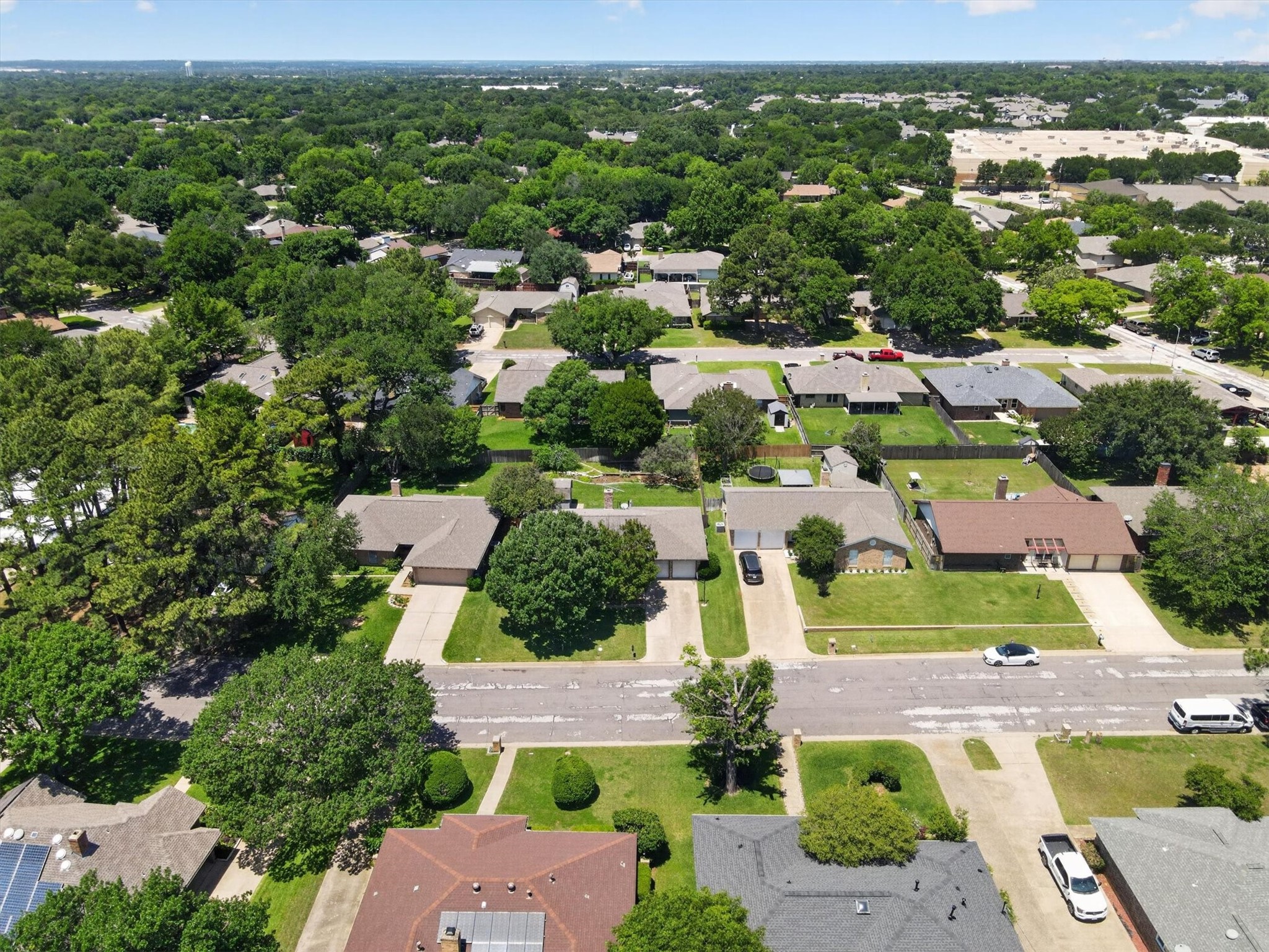 4043 Glenbrook Drive Arlington TX 76015