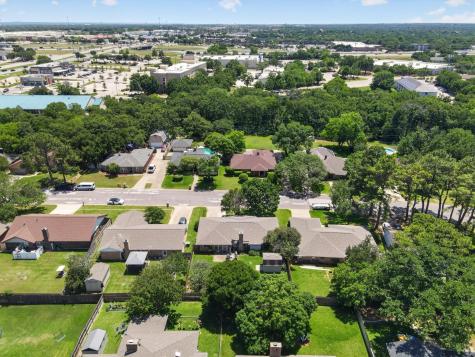 4043 Glenbrook Drive Arlington TX 76015