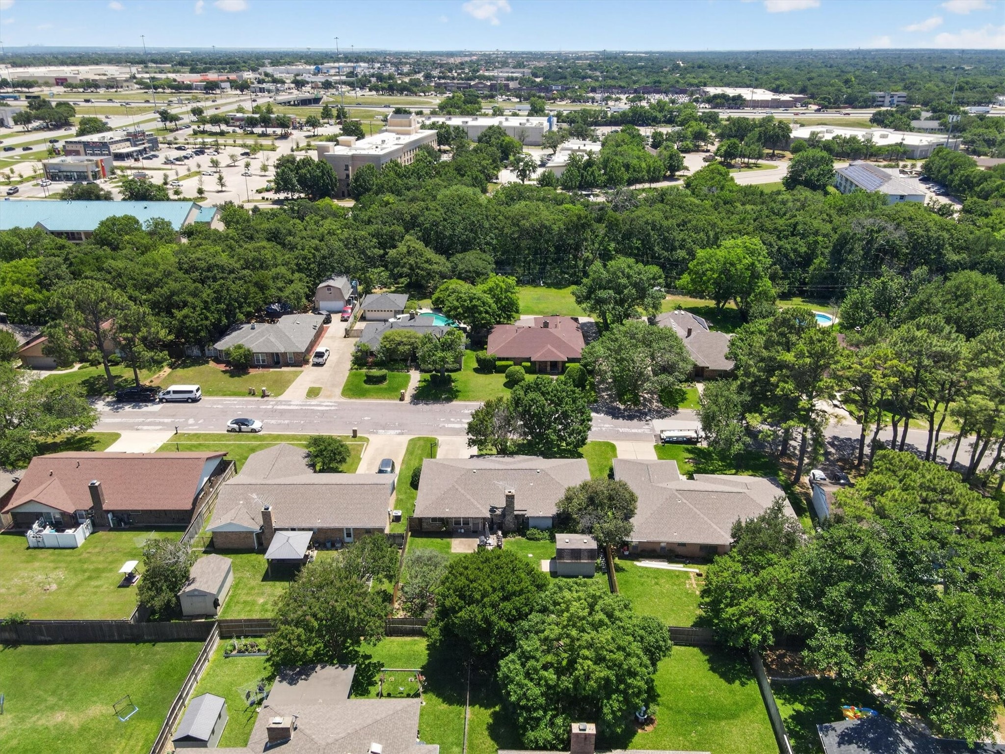 4043 Glenbrook Drive Arlington TX 76015