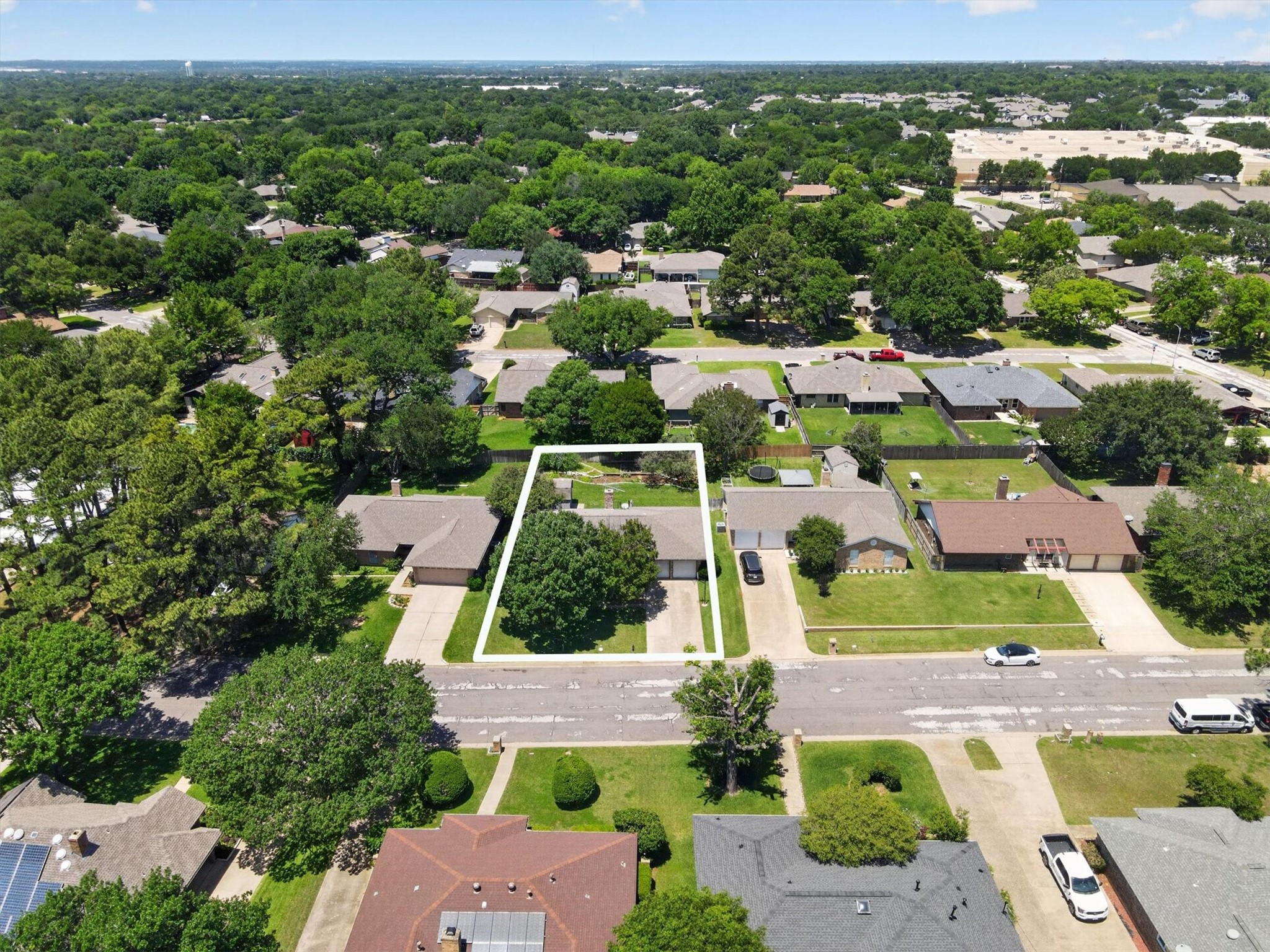 4043 Glenbrook Drive Arlington TX 76015