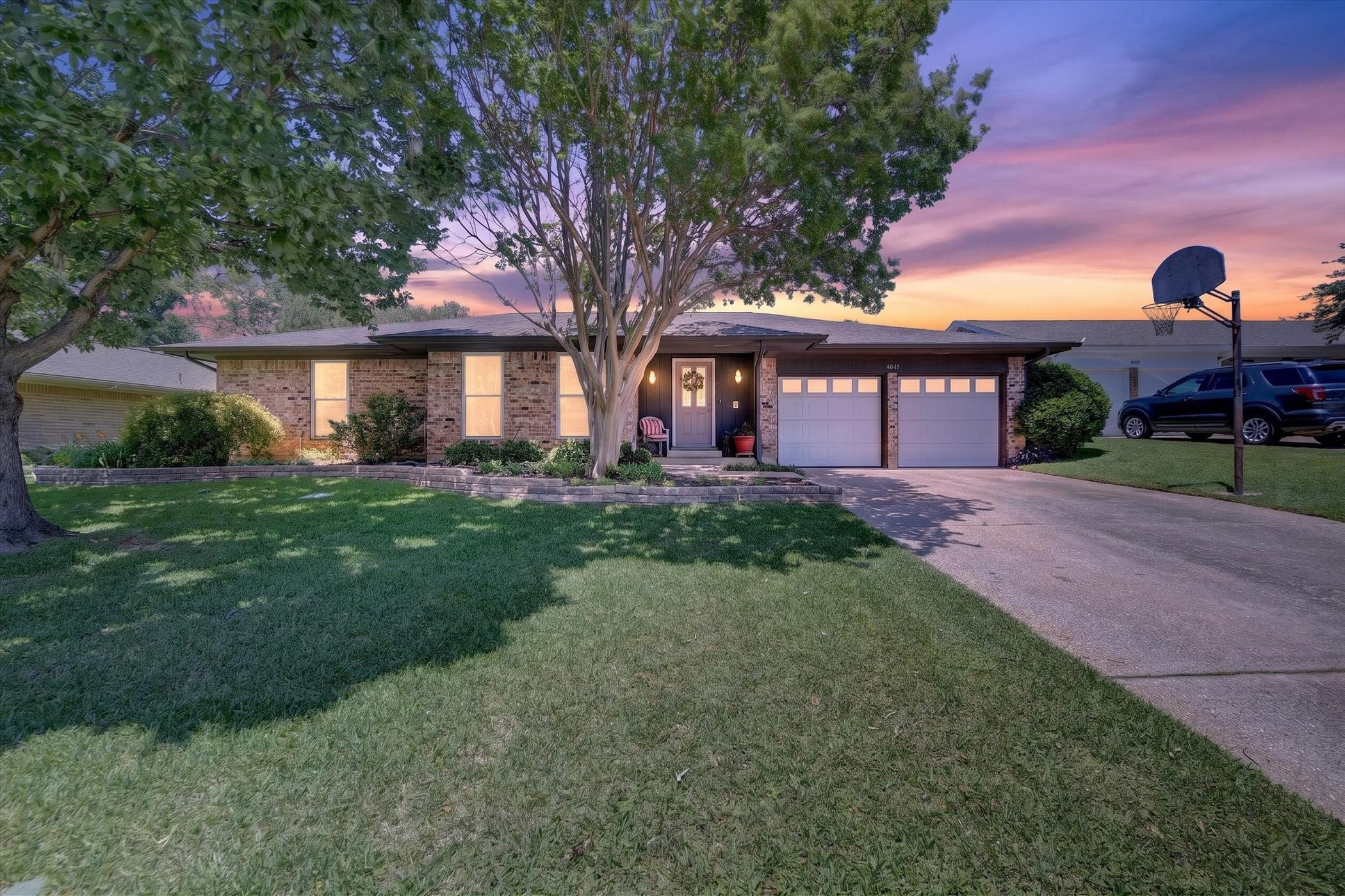 4043 Glenbrook Drive Arlington TX 76015