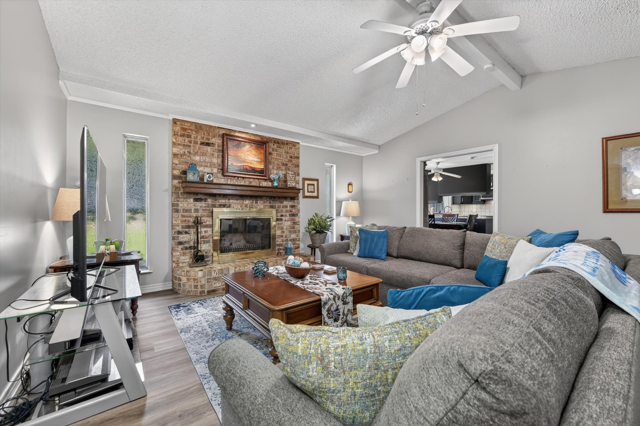 4043 Glenbrook Drive Arlington TX 76015