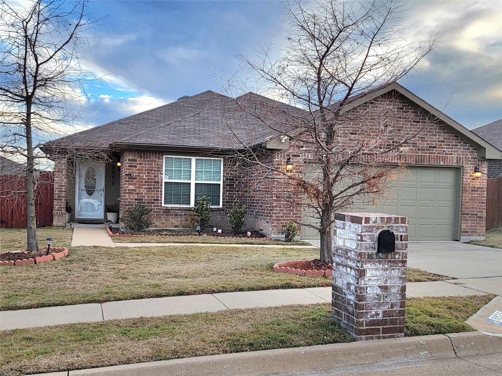9925 Amaryllis Lane Fort Worth TX 76108