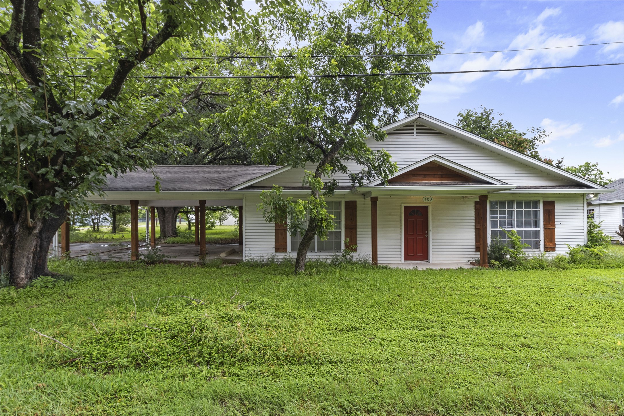 103 S San Jacinto Street Whitney TX 76692