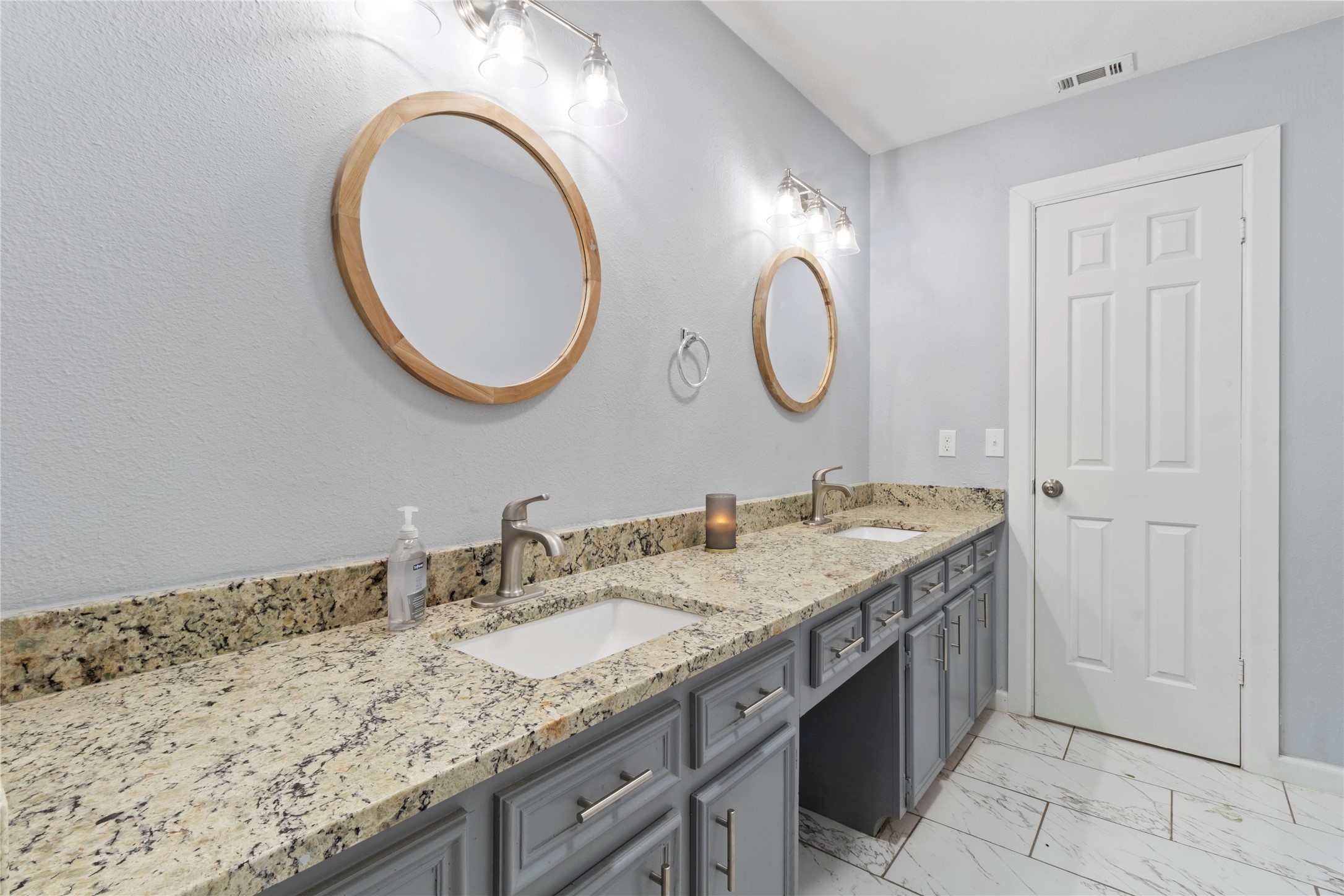 103 S San Jacinto Street Whitney TX 76692