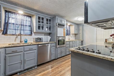 103 S San Jacinto Street Whitney TX 76692