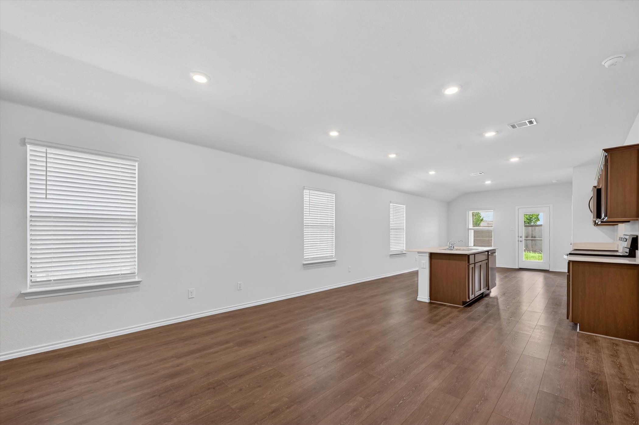 2566 Russell Street Crandall TX 75114